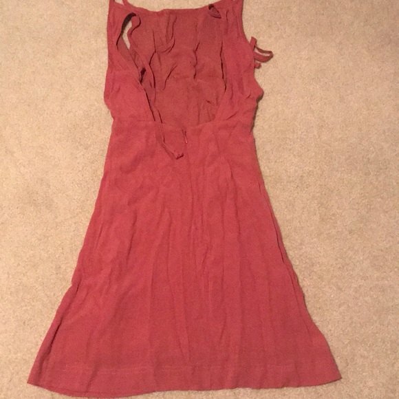 Too small - Picture 5 of 5